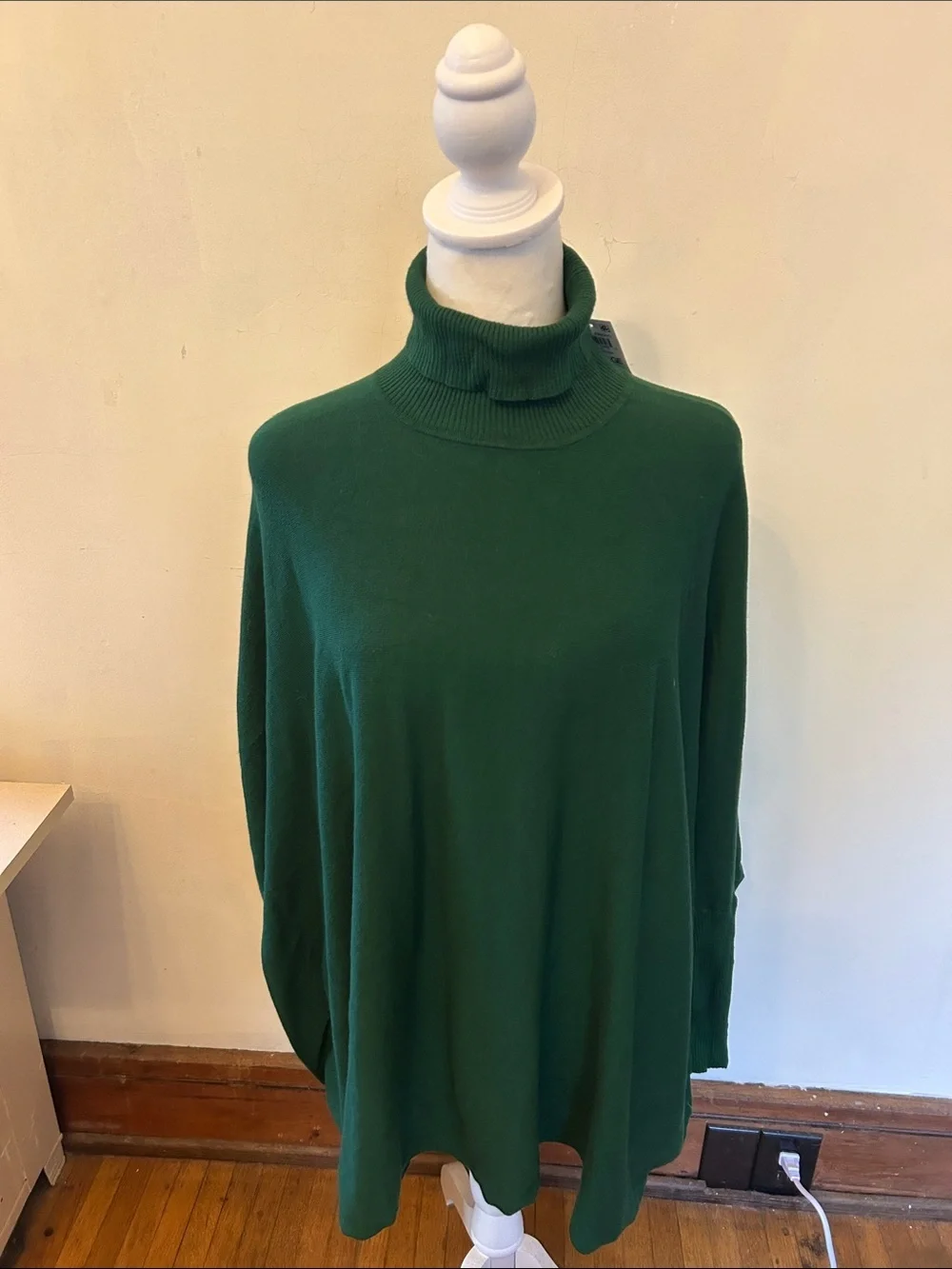Alfani Women’s Green Turtleneck Sweater Size PL New